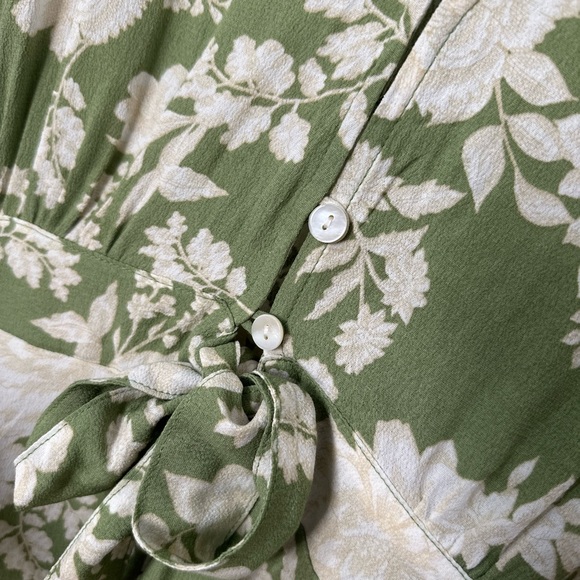 Kivari Yara Floral Mini Dress (Australian Brand) - Picture 4 of 10